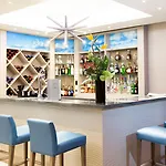 The Royal Yacht Hotel