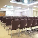 The Royal Yacht Hotel