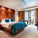 Hotel The Royal Yacht 4*