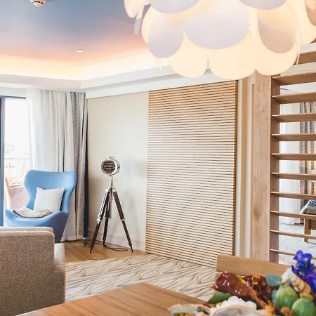 The Royal Yacht 4* Saint Helier