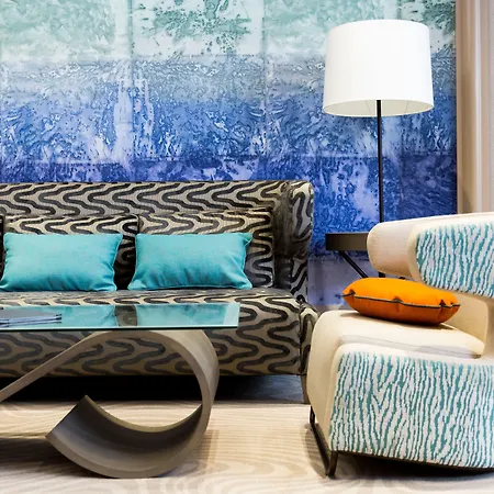 The Royal Yacht Hotel 4*