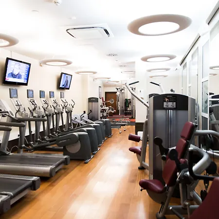 Hotel The Royal Yacht