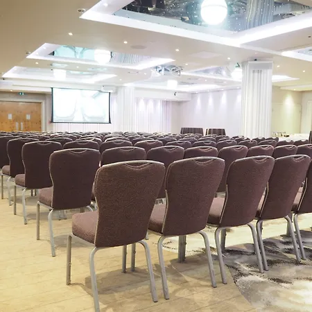 The Royal Yacht Hotel