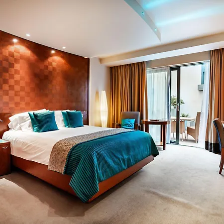 Hotel The Royal Yacht 4*