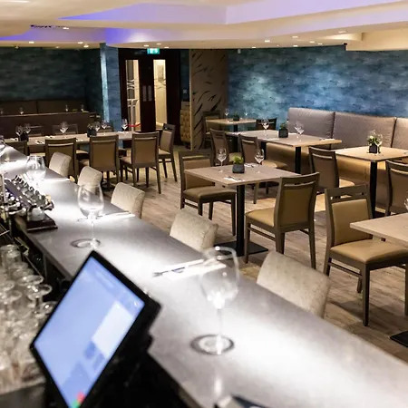 Hotel The Royal Yacht 4*