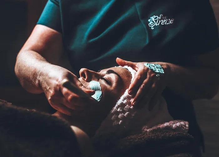 Hotel The Royal Yacht 4*