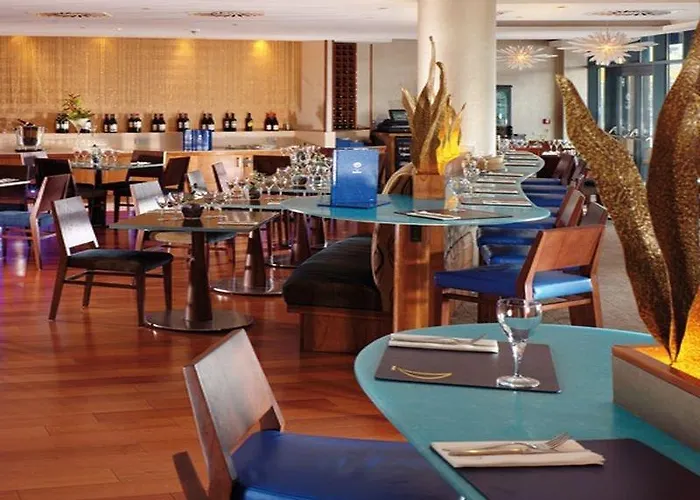 The Royal Yacht Hotel 4*