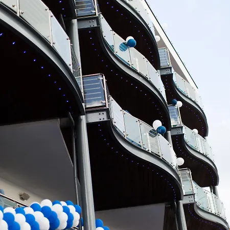 The Royal Yacht 호텔