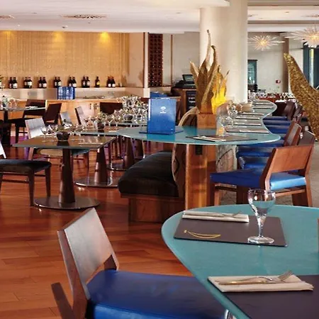 The Royal Yacht 호텔 4*