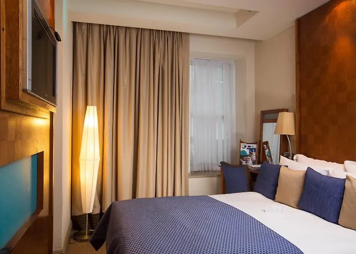 Hotel The Royal Yacht