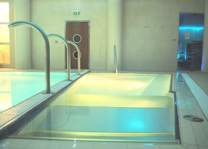 The Royal Yacht Otel 4*