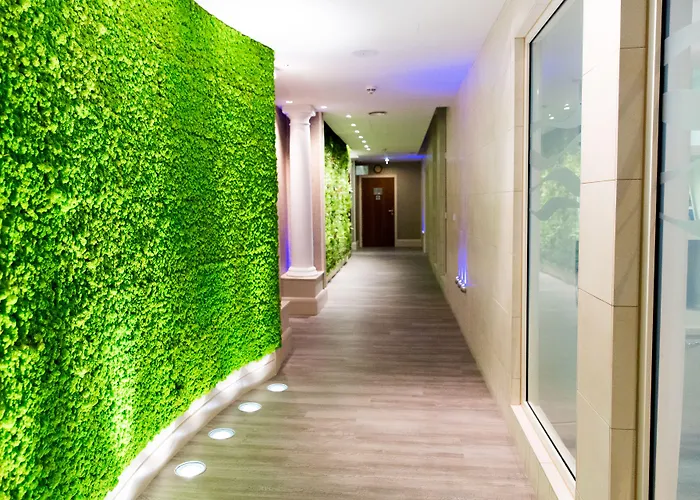 Otel The Royal Yacht 4*